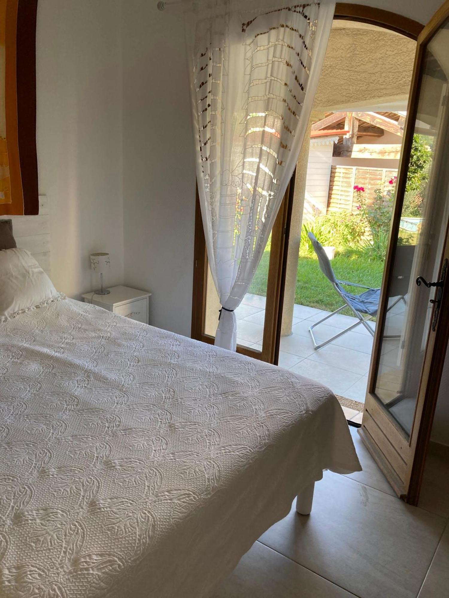 Bed & Breakfast Les Lillas Saint-Jeannet  Exterior foto